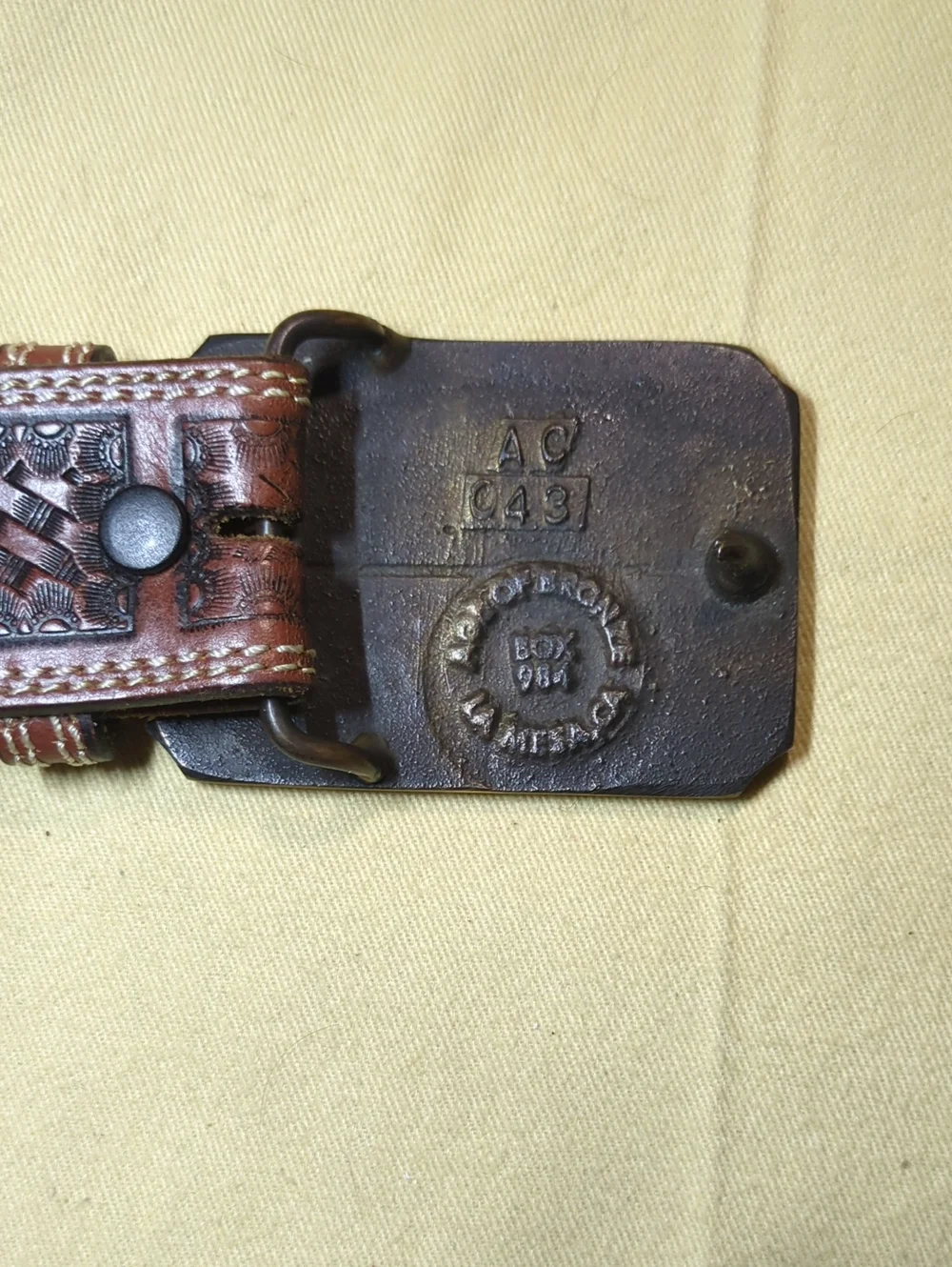 Vintage Levis Brass Belt Buckle live let